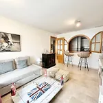 Апартаменты Center - Eaw Homes *