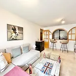 Апартаменты Center - Eaw Homes