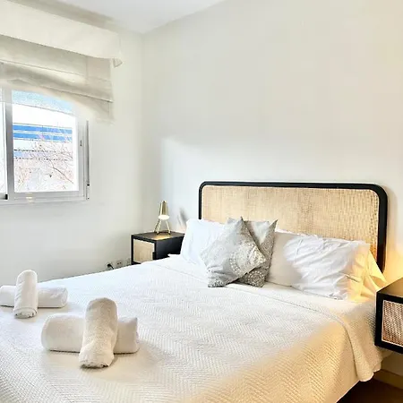 Center - Eaw Homes * Μαρμπέλλα