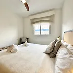 Center - Eaw Homes Apartment