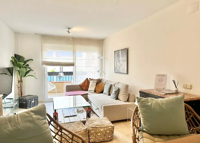 Center - Eaw Homes Marbella