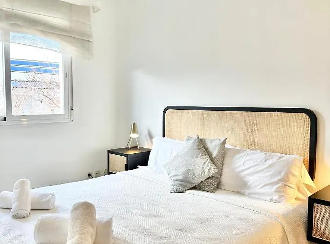 Center - Eaw Homes * Marbella
